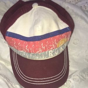 Roxy trucker hat